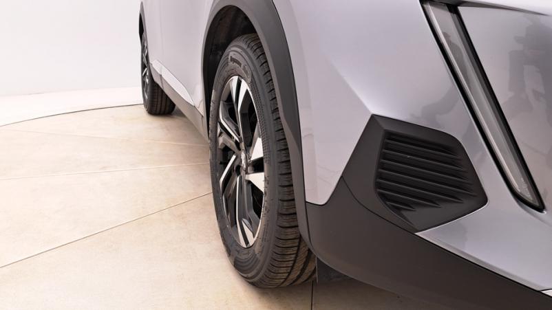 Vente en ligne Peugeot 2008  1.2 PureTech S&S 100ch Manuelle/6 Allure pack au prix de 17 560 €