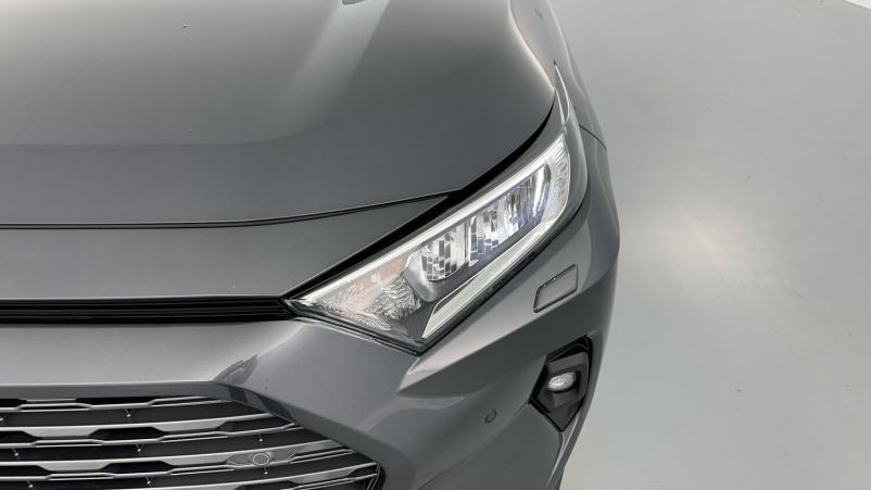 Vente en ligne Toyota RAV4 Rav4 V 2.5 Hybride 218ch 30 Years 2WD (Team Deutschland) au prix de 39 410 €