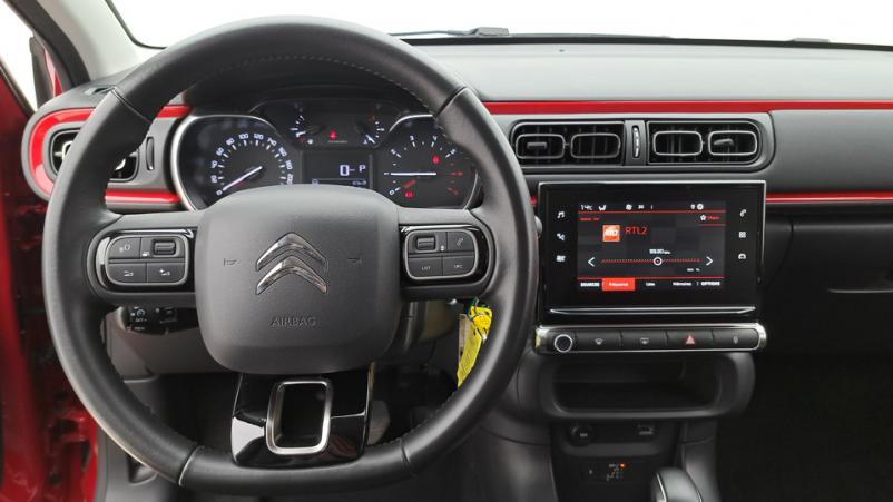Vente en ligne Citroën C3  1.2 PureTech VTi S&S 110ch Automatique/6 Shine au prix de 16 040 €