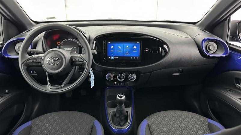 Vente en ligne Toyota Aygo Aygo x 1.0 VVT-i 72ch Design au prix de 17 400 €