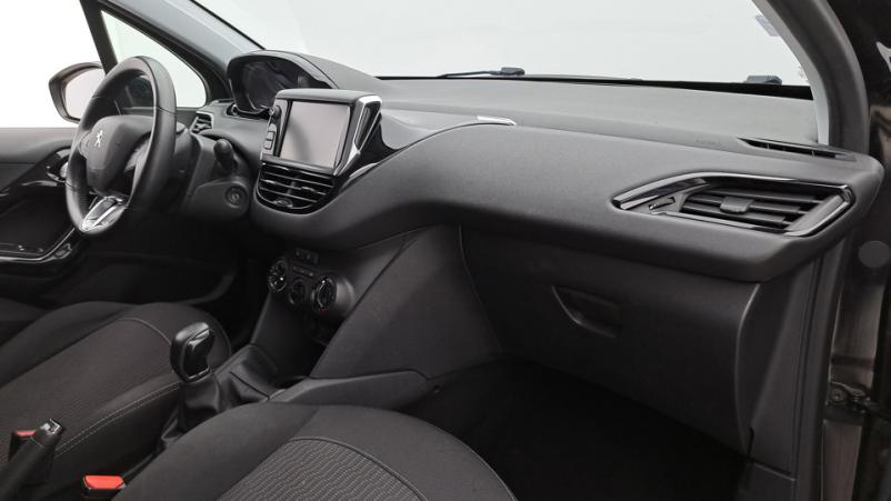 Vente en ligne Peugeot 208 5P 1.2 PureTech S&S 82ch Manuelle/5 Active au prix de 10 460 €
