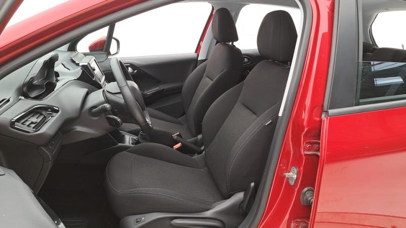 Vente en ligne Peugeot 208 5P 1.2 PureTech S&S 82ch Manuelle/5 Active au prix de 10 260 €
