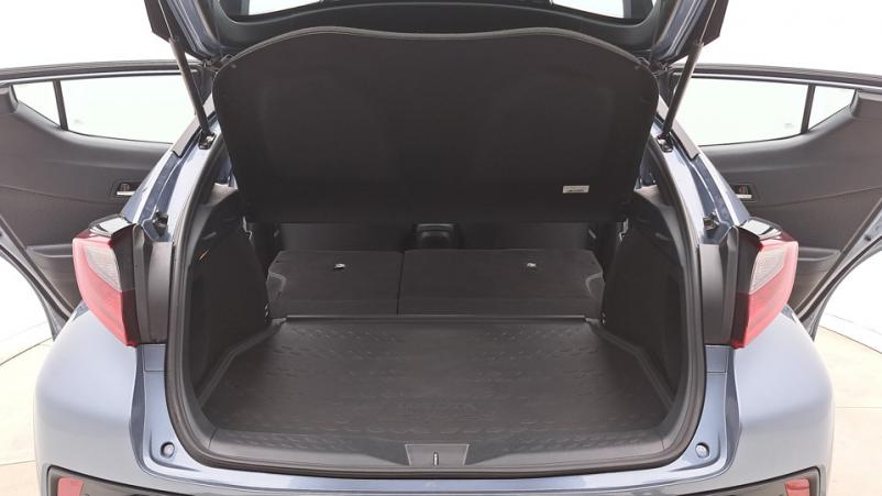 Vente en ligne Toyota C-HR  1.8 Hybrid 122ch Automatique/ Dynamic au prix de 23 650 €