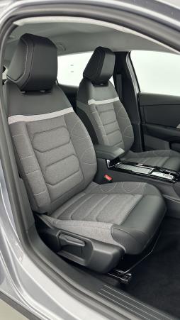 Vente en ligne Citroën C4 C4 III 1.5 BlueHDi 130ch Plus EAT8 au prix de 24 410 €