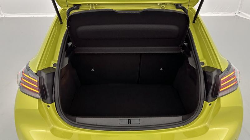 Vente en ligne Peugeot 208 208 II(2) 1.2 PureTech 75ch Active au prix de 18 410 €