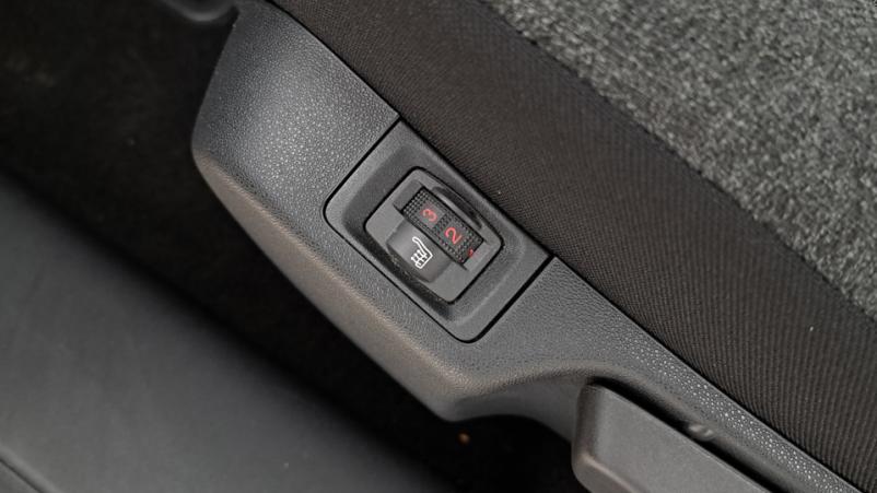 Vente en ligne Citroën C3  1.2 PureTech VTi S&S 110ch Automatique/6 Shine au prix de 16 040 €