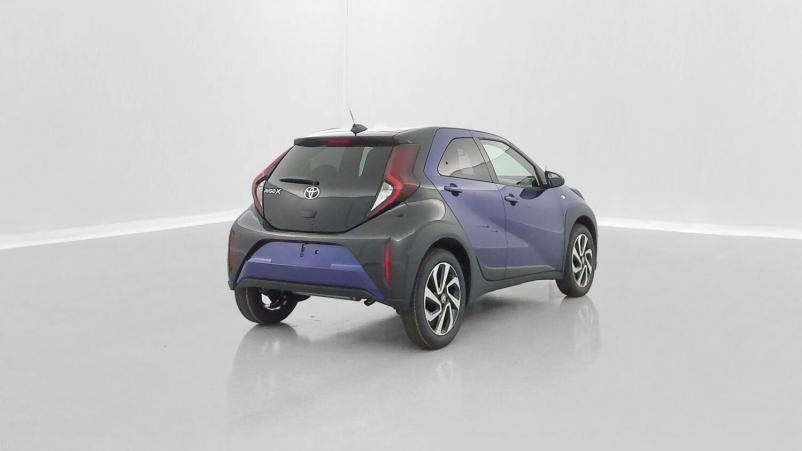 Vente en ligne Toyota Aygo Aygo x 1.0 VVT-i 72ch Design au prix de 17 400 €