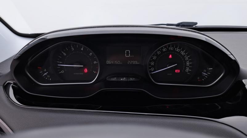 Vente en ligne Peugeot 208 5P 1.2 PureTech S&S 82ch Manuelle/5 Active au prix de 10 460 €