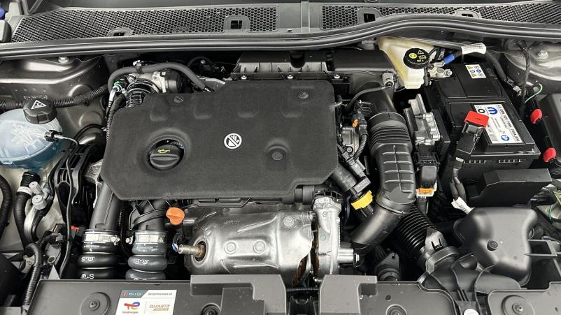Vente en ligne Citroën C4 C4 III 1.5 BlueHDi 130ch Plus EAT8 au prix de 24 410 €