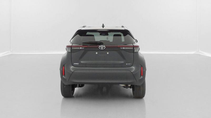 Vente en ligne Toyota Yaris Cross Yaris cross 1.5 Hybride 130h Design e-CVT au prix de 28 010 €