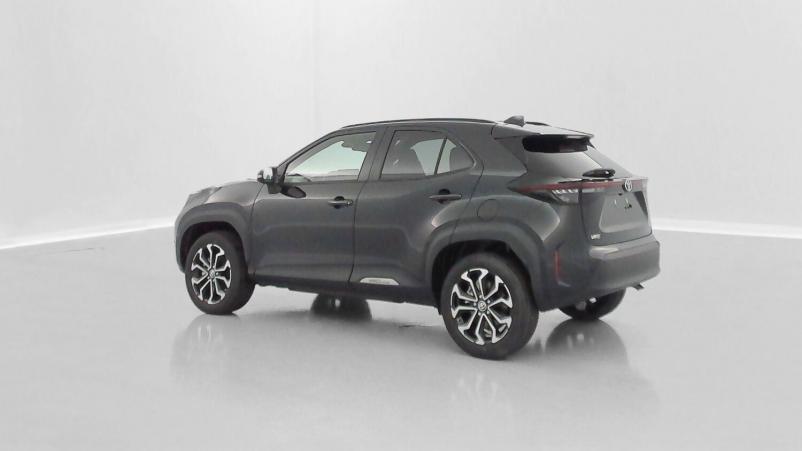 Vente en ligne Toyota Yaris Cross Yaris cross 1.5 Hybride 130h Design e-CVT au prix de 28 010 €