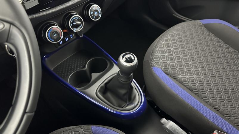 Vente en ligne Toyota Aygo Aygo x 1.0 VVT-i 72ch Design au prix de 17 400 €