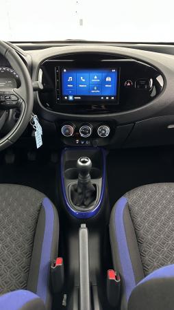 Vente en ligne Toyota Aygo Aygo x 1.0 VVT-i 72ch Design au prix de 17 400 €