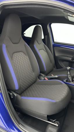 Vente en ligne Toyota Aygo Aygo x 1.0 VVT-i 72ch Design au prix de 17 400 €