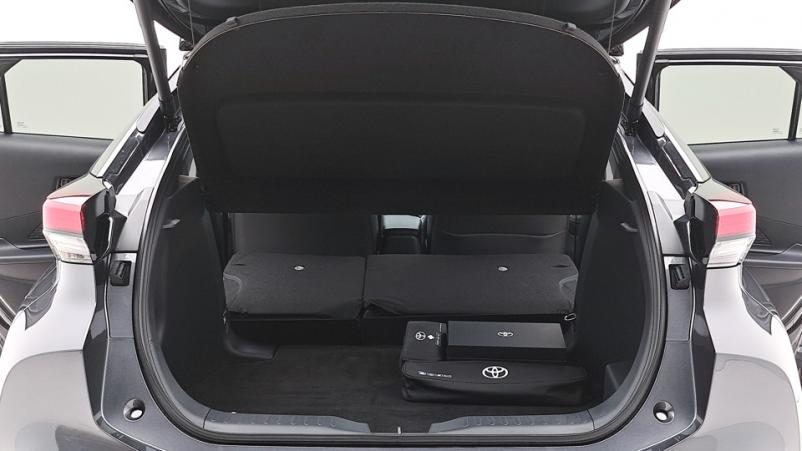 Vente en ligne Toyota C-HR  1.8 Hybrid 140ch Automatique/ Design au prix de 31 930 €