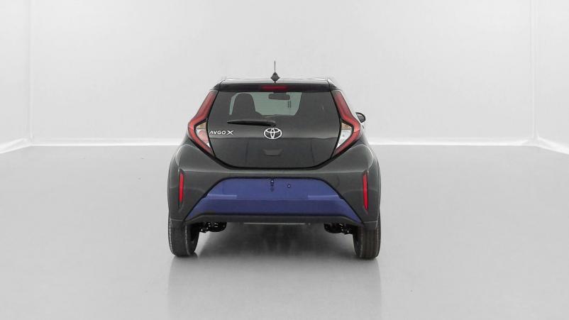 Vente en ligne Toyota Aygo Aygo x 1.0 VVT-i 72ch Design au prix de 17 400 €