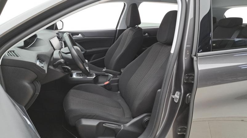 Vente en ligne Peugeot 308 5P 1.2 PureTech 110ch Manuelle/6 Active au prix de 11 980 €