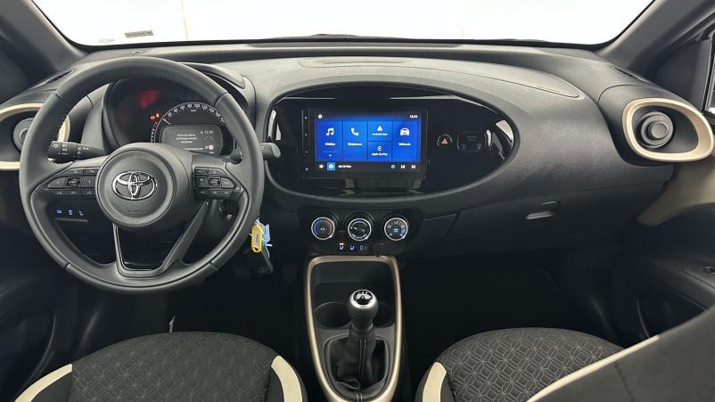 Vente en ligne Toyota Aygo Aygo x 1.0 VVT-i 72ch Design au prix de 17 400 €