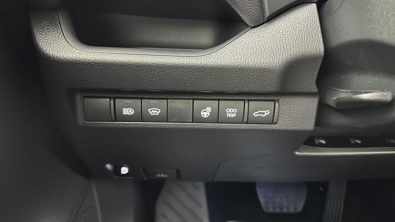 Vente en ligne Toyota RAV4 Rav4 V 2.5 Hybride 218ch 30 Years 2WD (Team Deutschland) au prix de 39 410 €