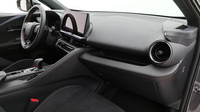 Vente en ligne Toyota C-HR  1.8 Hybrid 140ch Automatique/ Design au prix de 31 930 €