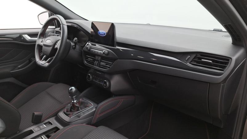 Vente en ligne Ford Focus 5P 1.0 EcoBoost mHEV 155ch Manuelle/6 St-line x au prix de 21 120 €