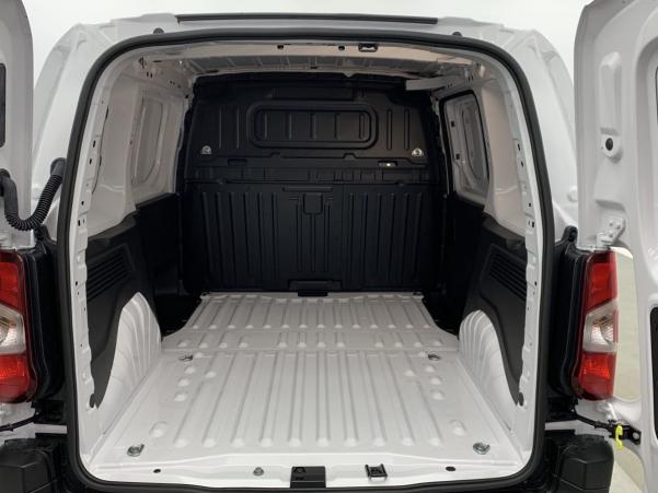 Vente en ligne Citroën Berlingo Fourgon M 1000KG BLUEHDI 100 S S BVM6 au prix de 20 780 €