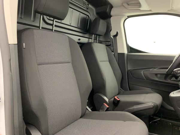 Vente en ligne Citroën Berlingo Fourgon M 1000KG BLUEHDI 100 S S BVM6 au prix de 20 780 €