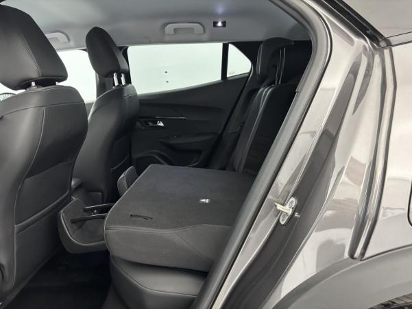 Vente en ligne Peugeot 2008 1.2 PureTech 130ch Allure Pack EAT8 + Sièges chauffants au prix de 18 890 €