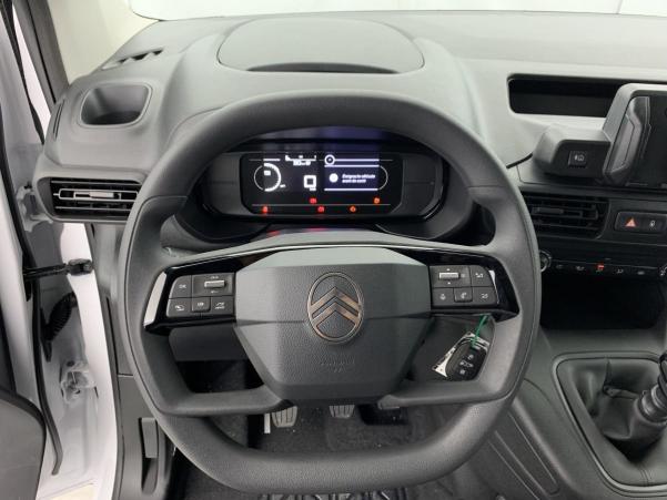 Vente en ligne Citroën Berlingo Fourgon M 1000KG BLUEHDI 100 S S BVM6 au prix de 20 780 €