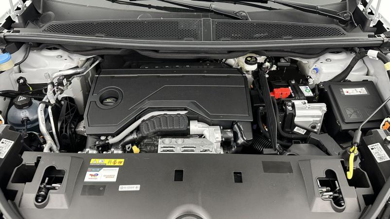 Vente en ligne Peugeot 3008 3008 Hybrid 136ch Allure e-DCS6 au prix de 33 710 €