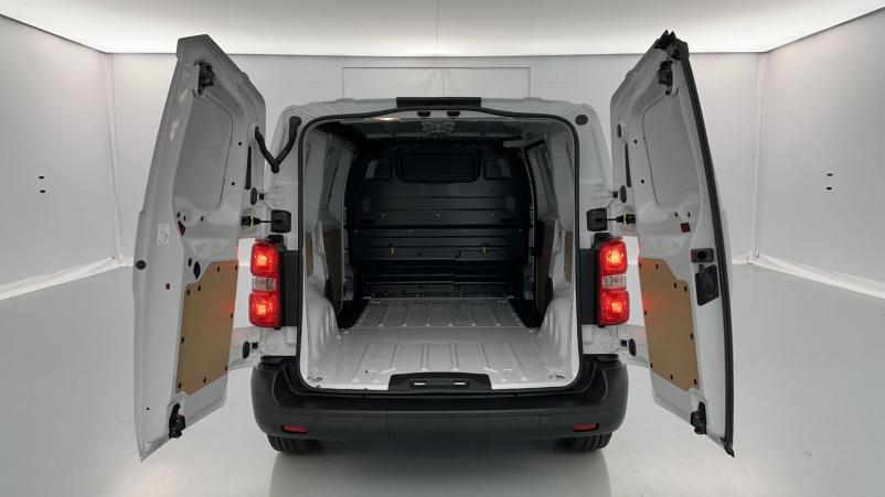 Vente en ligne Citroën Jumpy Fourgon Jumpy M 2.0 BlueHDi 145ch au prix de 28 980 €