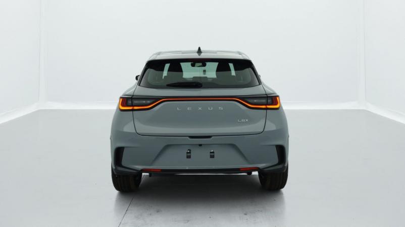Vente en ligne Lexus LBX 2WD Business au prix de 33 650 €
