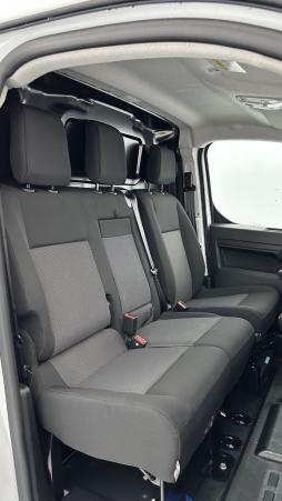 Vente en ligne Citroën Jumpy Fourgon Jumpy M 2.0 BlueHDi 145ch au prix de 28 980 €