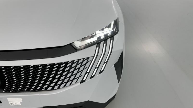 Vente en ligne Peugeot 3008 3008 Hybrid 136ch Allure e-DCS6 au prix de 33 710 €