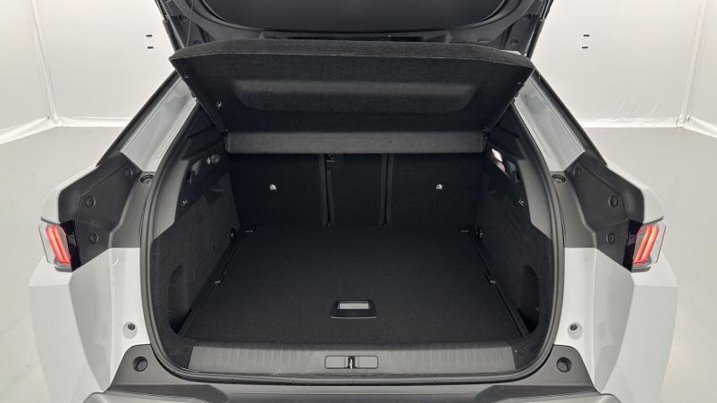 Vente en ligne Peugeot 3008 3008 Hybrid 136ch Allure e-DCS6 au prix de 33 710 €