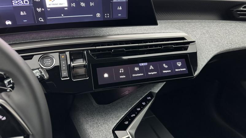 Vente en ligne Peugeot 3008 3008 Hybrid 136ch Allure e-DCS6 au prix de 33 710 €