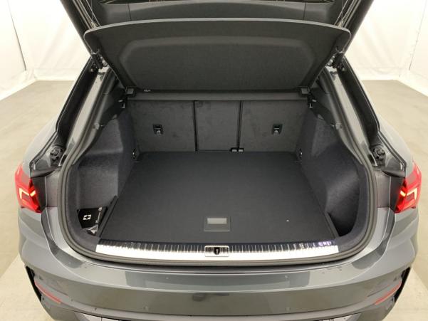 Vente en ligne Audi Q3 Sportback 35 TDI 150 ch S tronic 7 S line au prix de 50 960 €