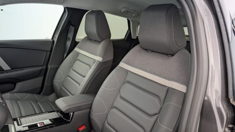 Vente en ligne Citroën C4 PureTech 130 EAT8 Max au prix de 21 910 €