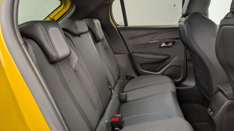 Vente en ligne Peugeot 208 PureTech 100 S S BVM6 GT au prix de 16 660 €