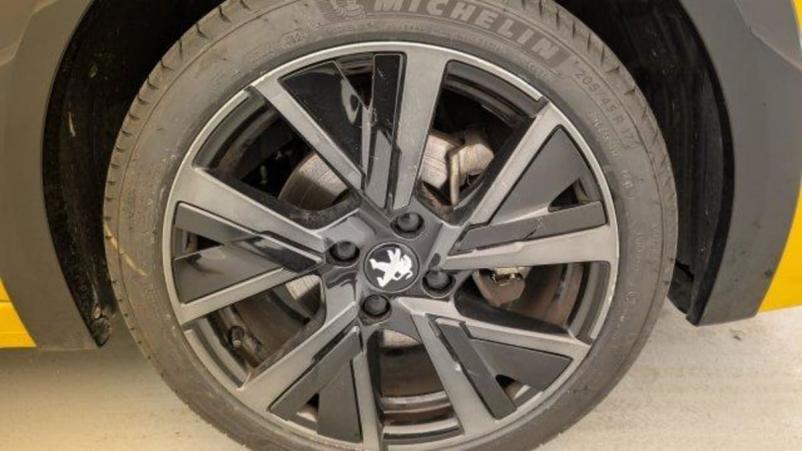 Vente en ligne Peugeot 208 PureTech 100 S S BVM6 GT au prix de 16 660 €