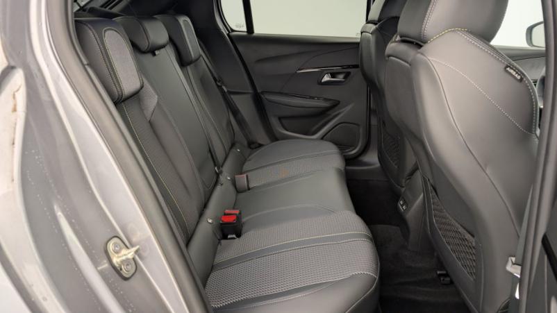 Vente en ligne Peugeot 208 50 KWH 136CH GT au prix de 25 210 €