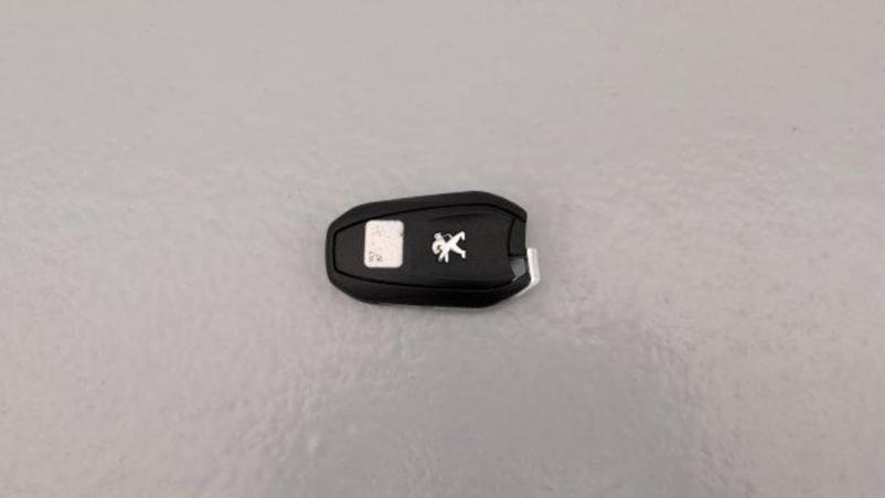 Vente en ligne Peugeot 208 PureTech 100 S S BVM6 GT au prix de 16 660 €