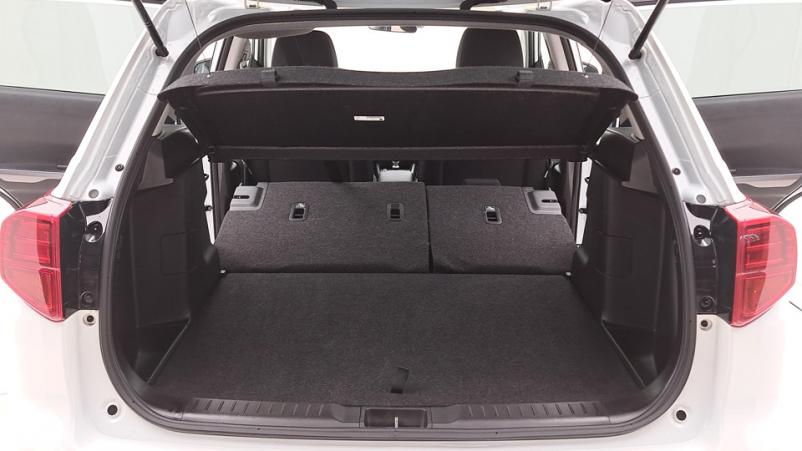 Vente en ligne Suzuki Vitara  1.4 BoosterJet Hybrid 129ch Manuelle/6 Privilege au prix de 19 090 €
