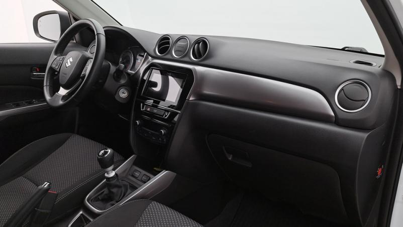 Vente en ligne Suzuki Vitara  1.4 BoosterJet Hybrid 129ch Manuelle/6 Privilege au prix de 19 090 €