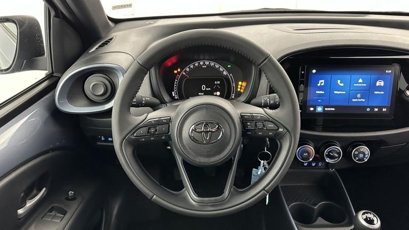 Vente en ligne Toyota Aygo Aygo x 1.0 VVT-i 72ch Design au prix de 17 400 €