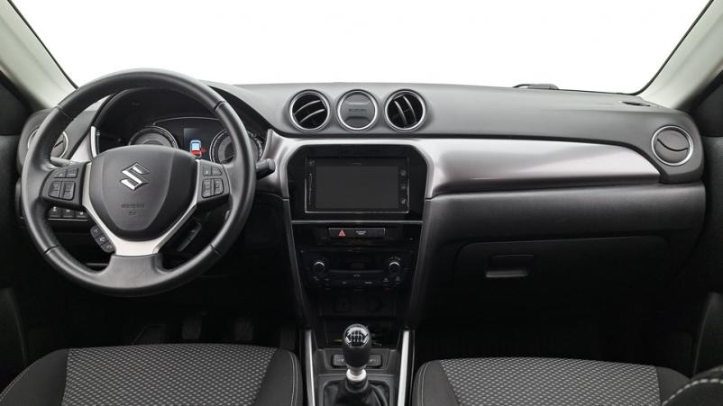 Vente en ligne Suzuki Vitara  1.4 BoosterJet Hybrid 129ch Manuelle/6 Privilege au prix de 19 090 €