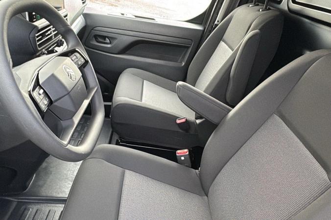 Vente en ligne Citroën Jumpy Fourgon XL BLUEHDI 180 S S EAT8 au prix de 32 520 €