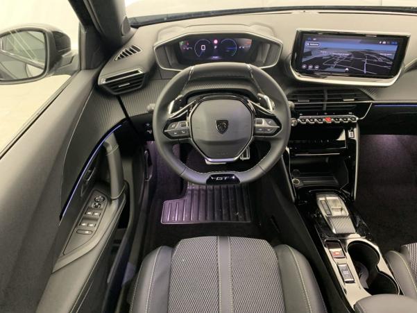 Vente en ligne Peugeot 2008 Hybrid 136 e-DCS6 GT au prix de 29 330 €