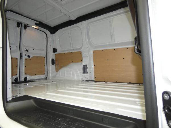 Vente en ligne Citroën Jumpy Fourgon M BLUEHDI 145 BVM6 au prix de 28 190 €