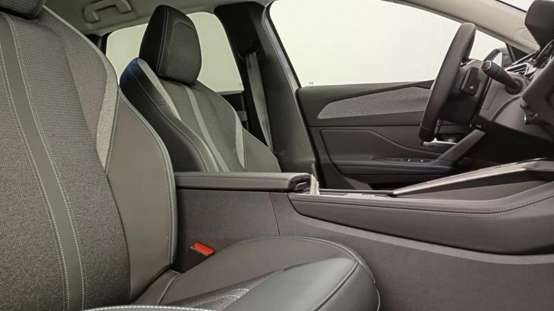Vente en ligne Peugeot 308 SW BlueHDi 130ch S S EAT8 Allure au prix de 28 920 €